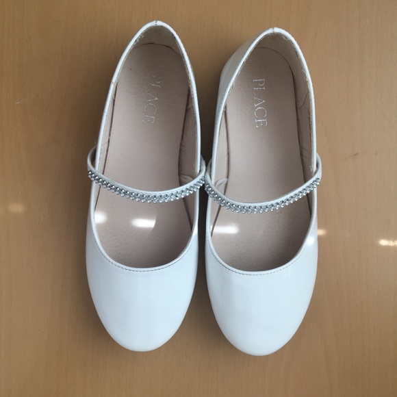Fancy white flats Clearance